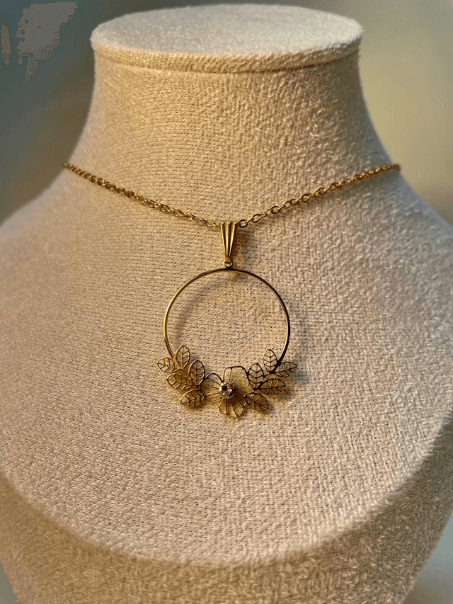 Collier Rosa
